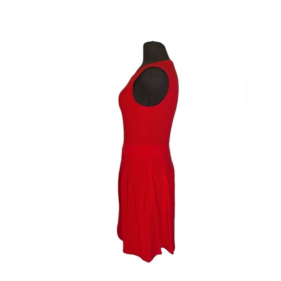 Saks Fith Avenue A line  Sleeves Red Dress | Size Small - Picture 2 of 5
